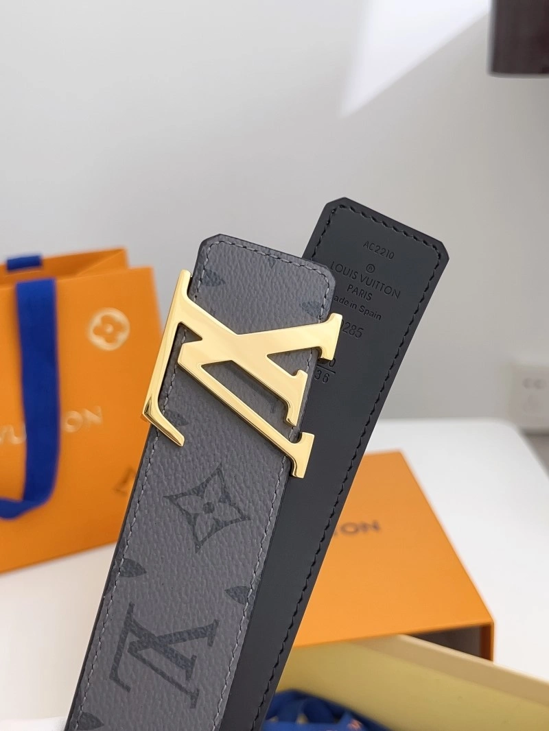 Louis Vuitton Belts ZipUp 299168