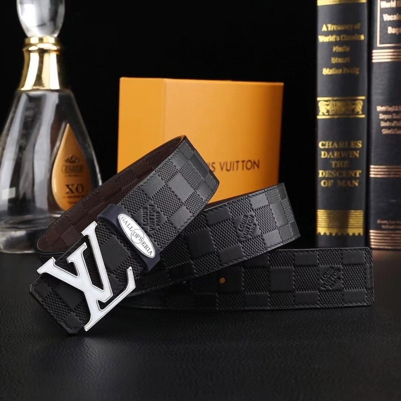 WellDesigned Louis Vuitton Belts 299185