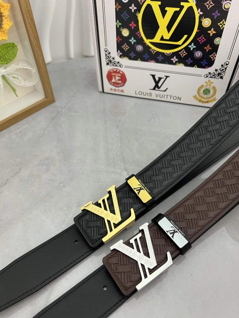 Sporty Louis Vuitton Belts 299101