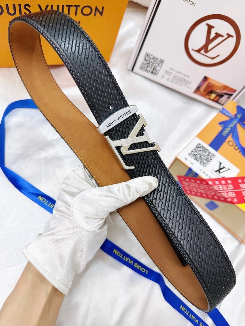 Louis Vuitton Belts Upgraded 299037