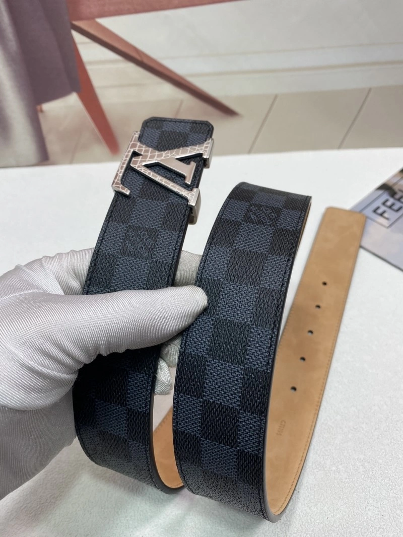SmoothTexture Louis Vuitton Belts 299042