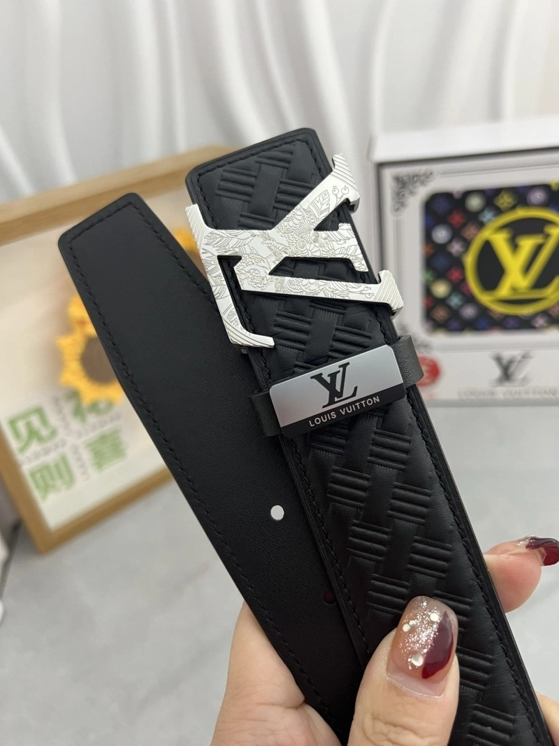 Durable Louis Vuitton Belts 299039
