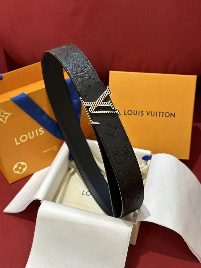 Louis Vuitton Belts ZipUp 299034