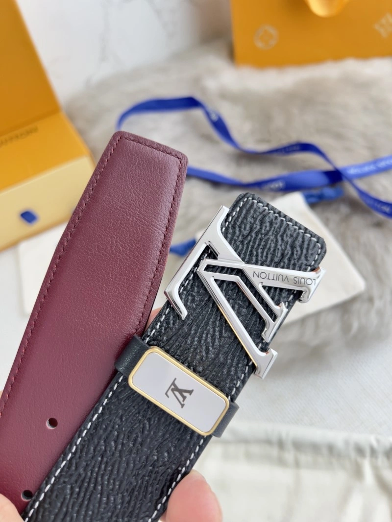 Flexible Louis Vuitton Belts 299030