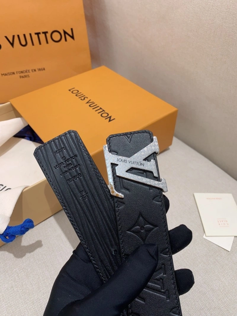 Louis Vuitton Belts Breathable 299012