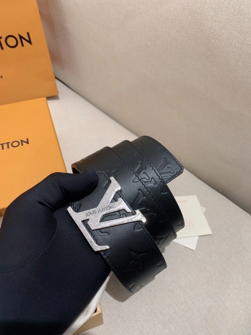 Louis Vuitton Belts Breathable 299012