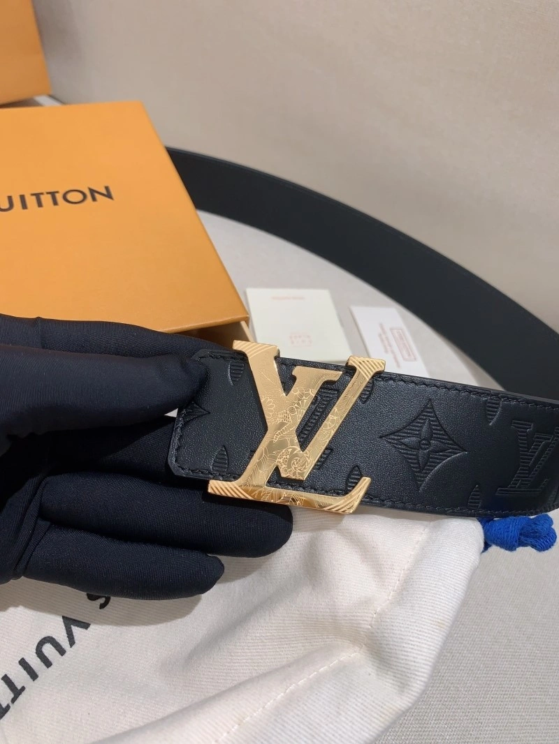 Louis Vuitton Belts Resilient 299004