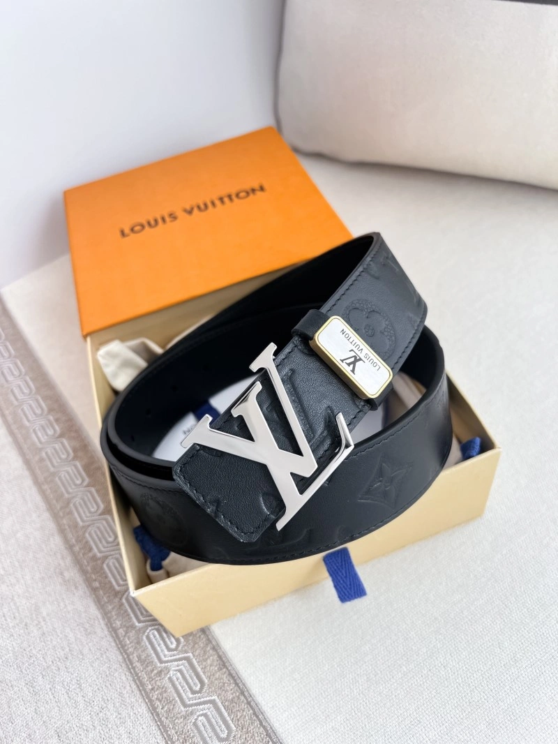 Louis Vuitton Belts Compact 299005