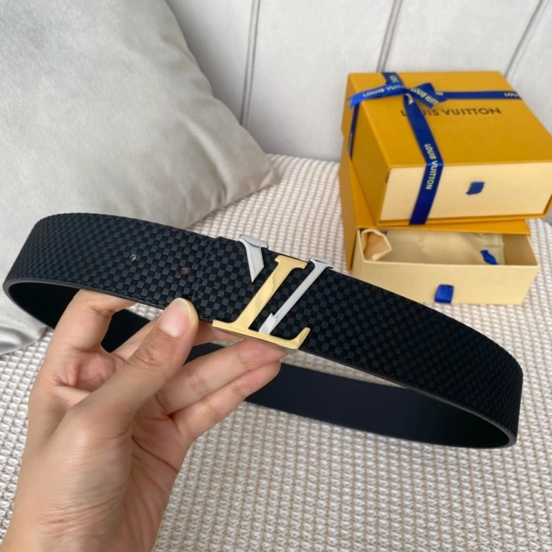 Versatile Louis Vuitton Belts 299002
