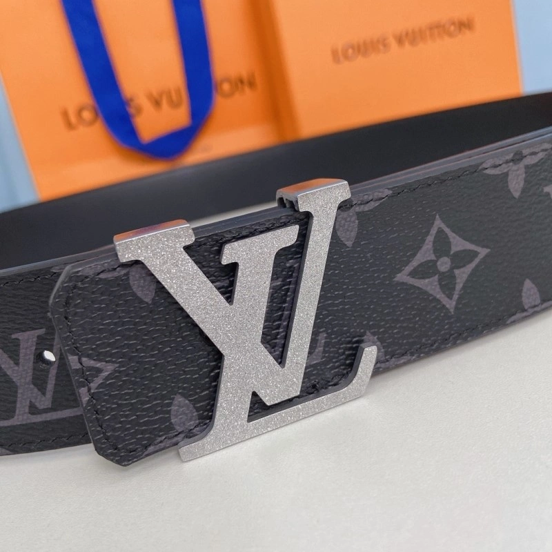 Trendsetting Louis Vuitton Belts 298990