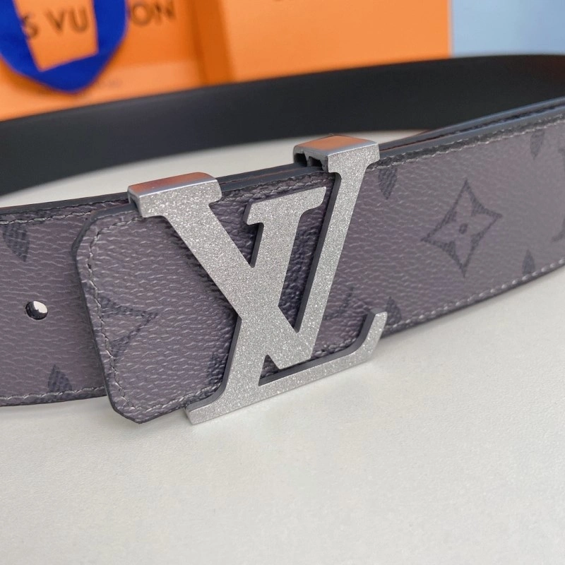 Sporty Louis Vuitton Belts 298988