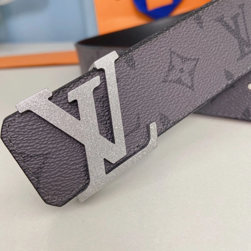 Sporty Louis Vuitton Belts 298988