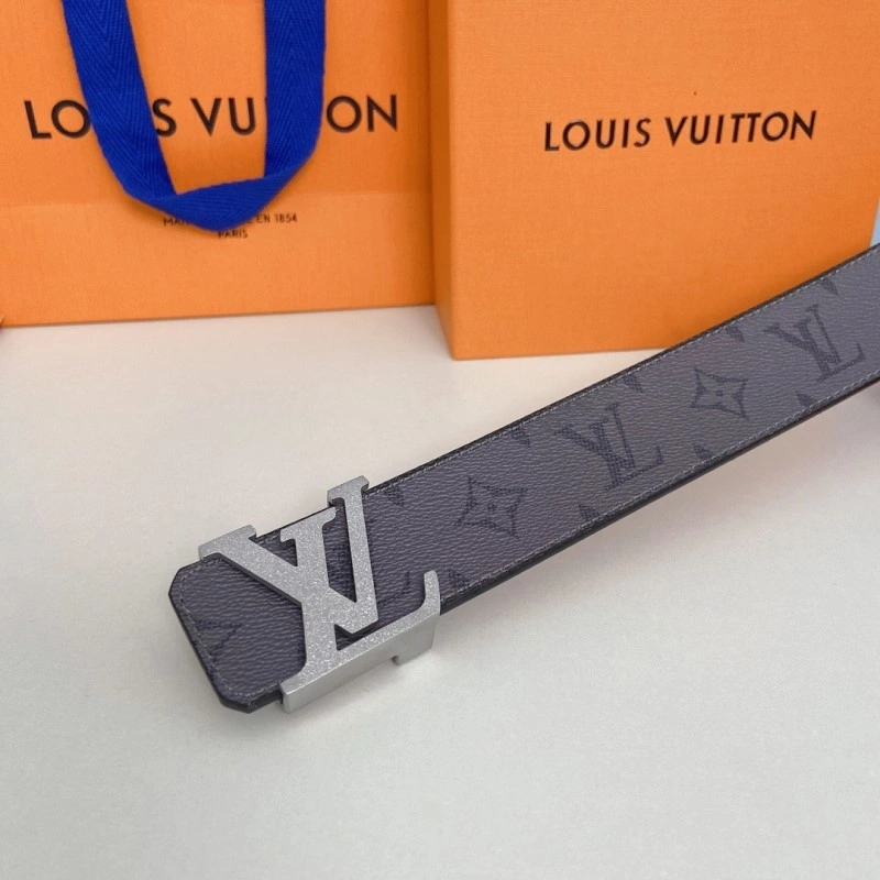 Sporty Louis Vuitton Belts 298988