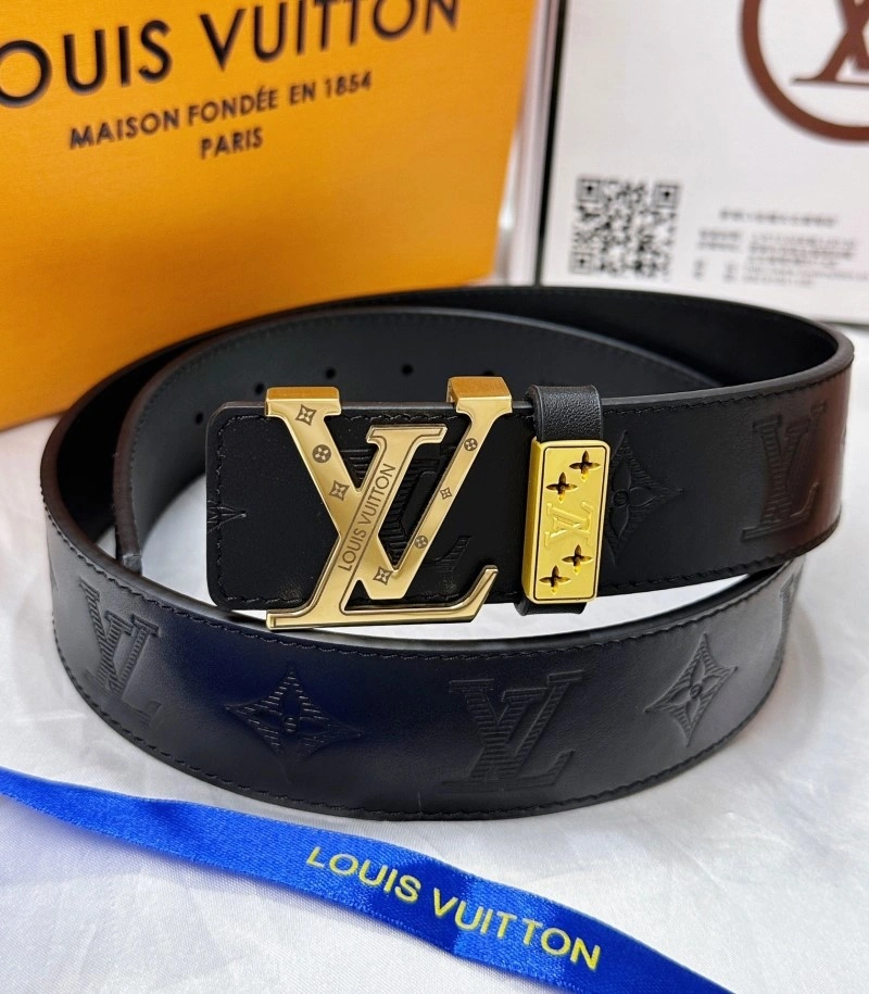 Louis Vuitton Belts Fashionable 301811