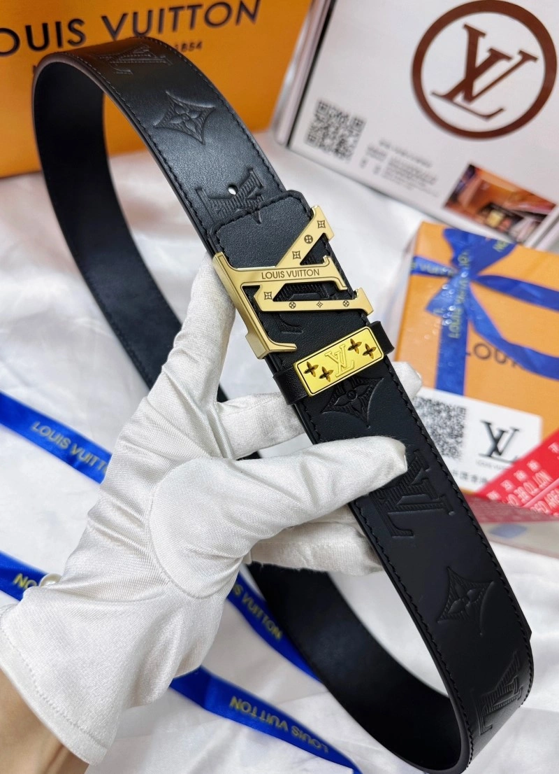 Louis Vuitton Belts Fashionable 301811