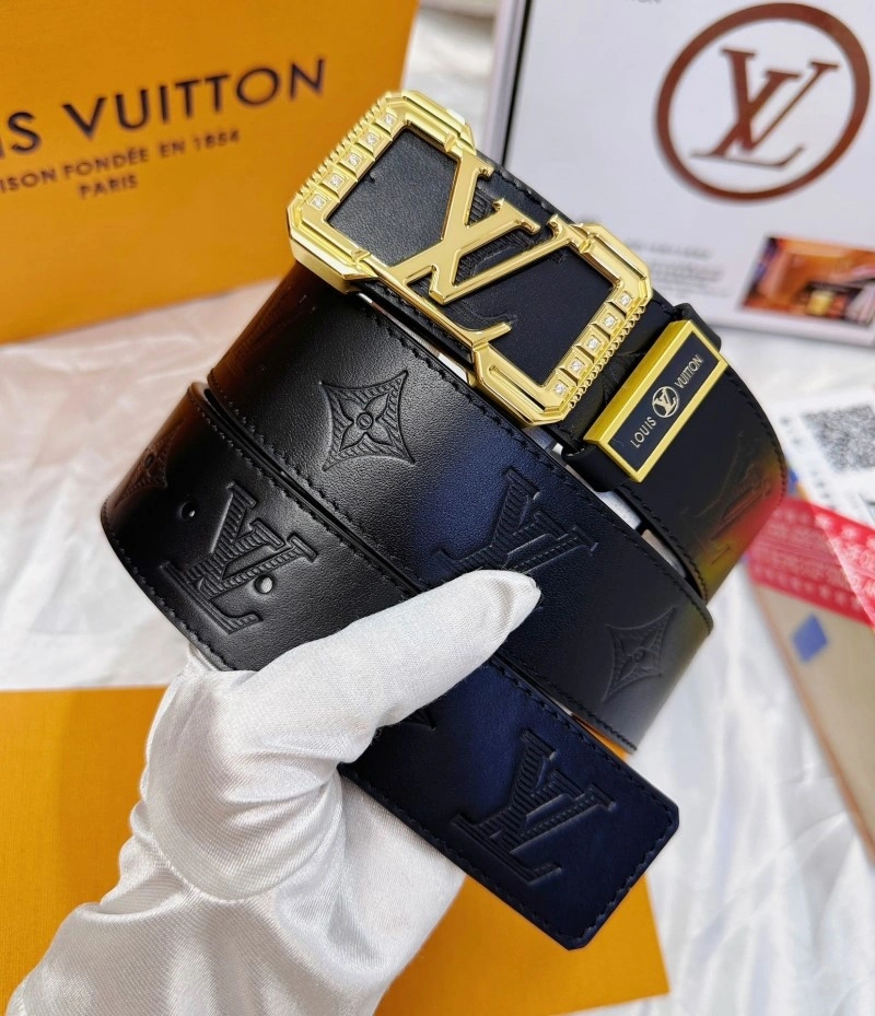 Louis Vuitton Belts Attractive 301778