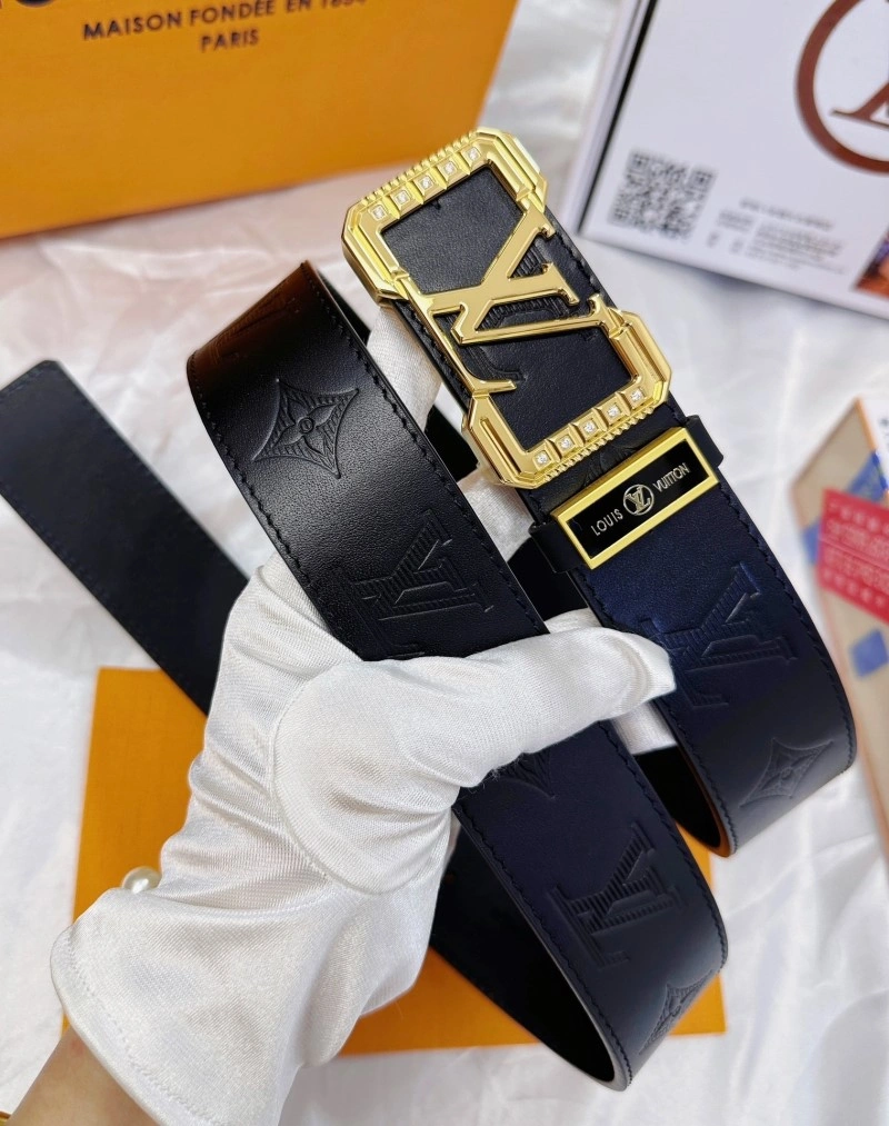Louis Vuitton Belts Attractive 301778