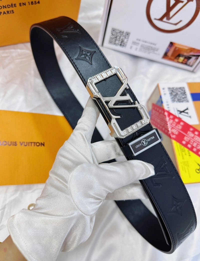 Louis Vuitton Belts OnTrend 301777