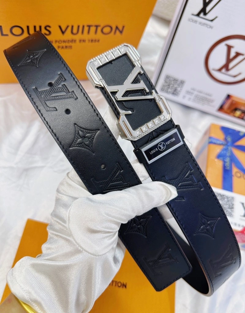 Louis Vuitton Belts OnTrend 301777