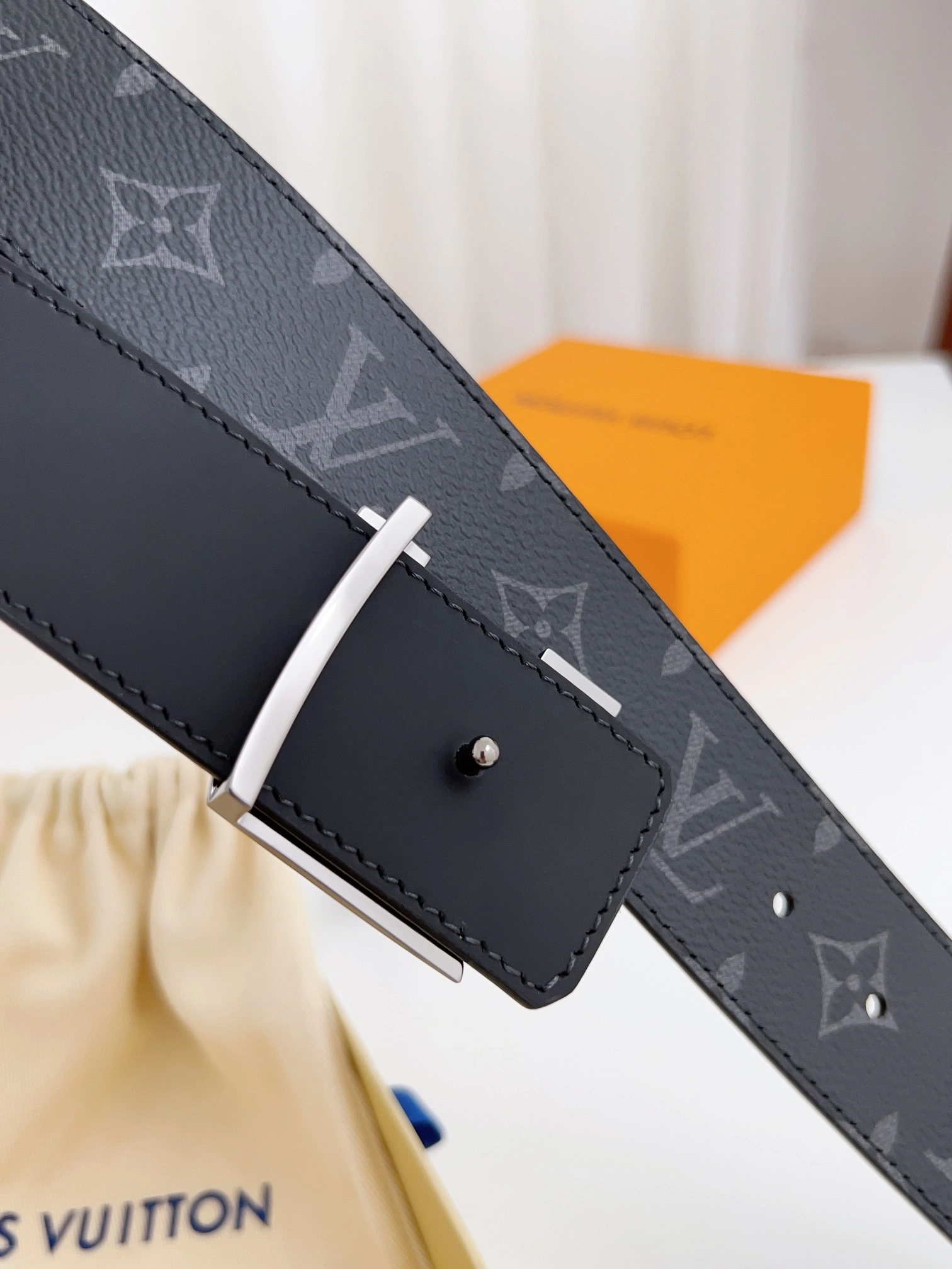 SoftTouch Louis Vuitton Belts 301763
