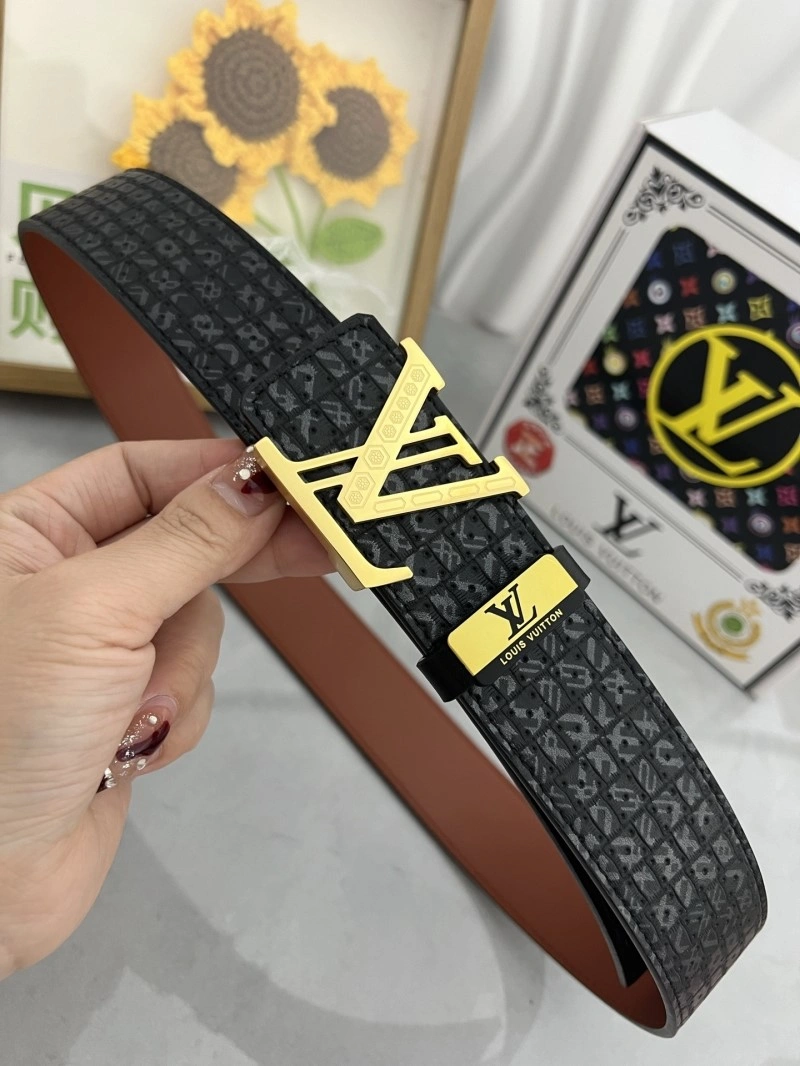 Louis Vuitton Belts ZipUp 301747