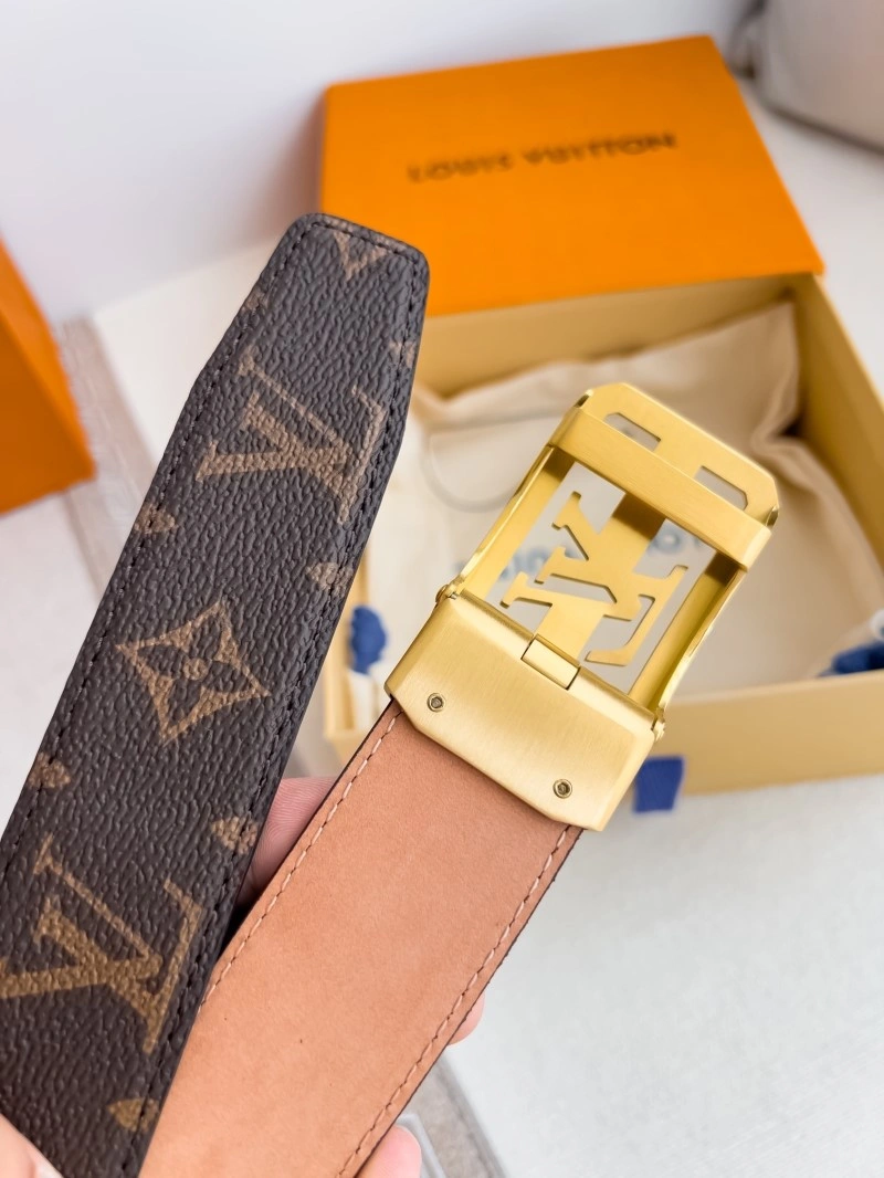 Louis Vuitton Belts Trendsetting 301738