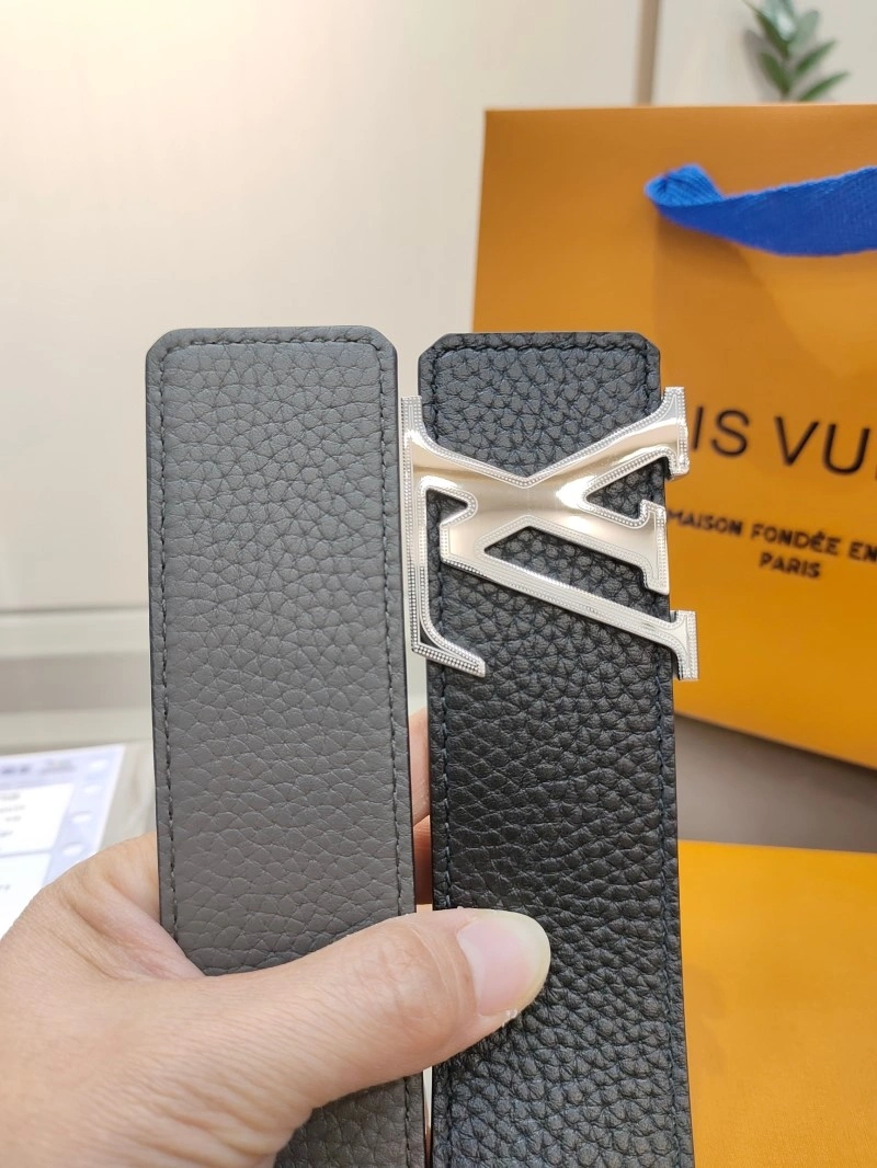 Louis Vuitton Belts Bright 301722