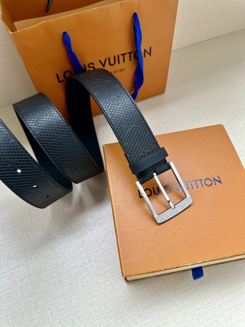 Louis Vuitton Belts Breathable 301701