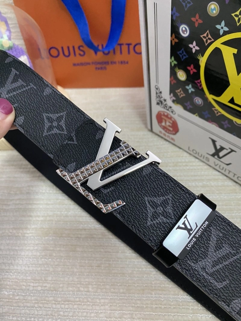 Sophisticated Louis Vuitton Belts 301678