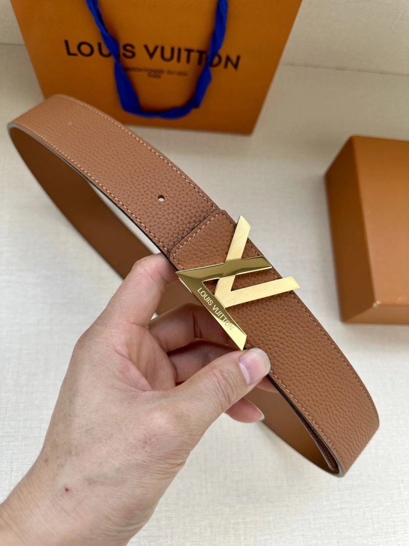 Chic Louis Vuitton Belts 301689