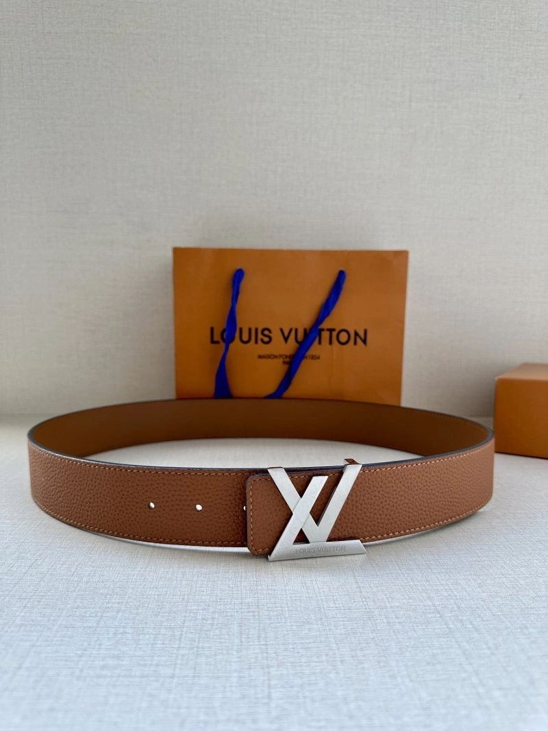 Chic Louis Vuitton Belts 301689