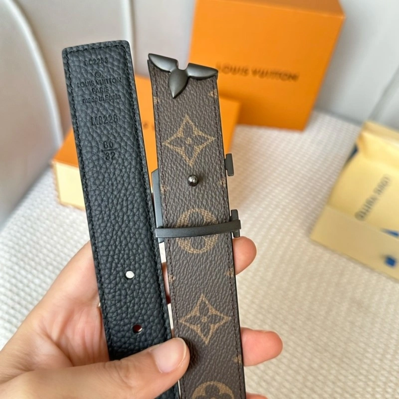 Snug Louis Vuitton Belts 301657