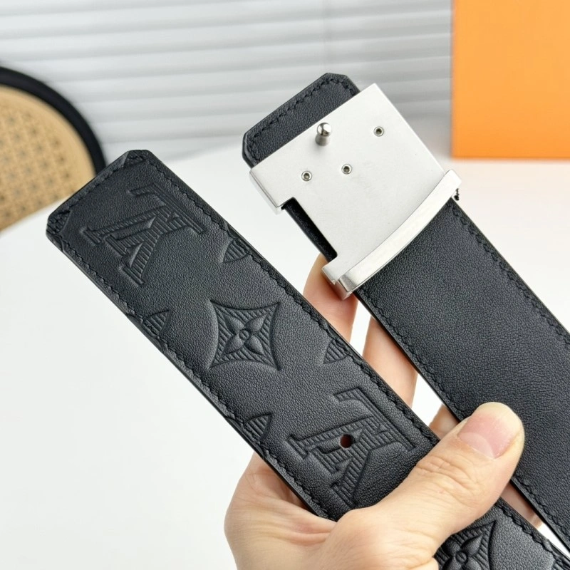 Seasonal Louis Vuitton Belts 301638
