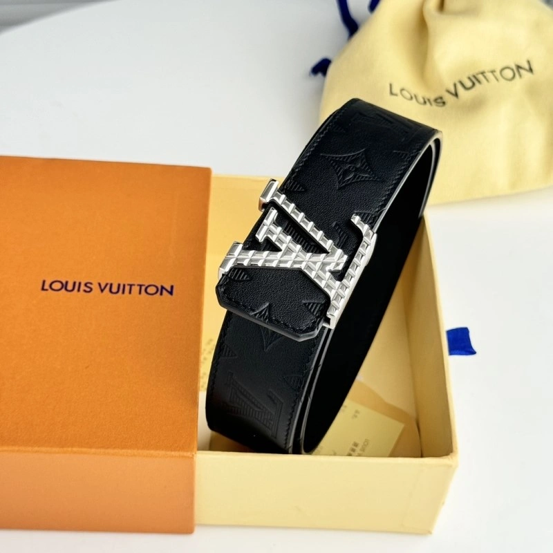 Seasonal Louis Vuitton Belts 301638