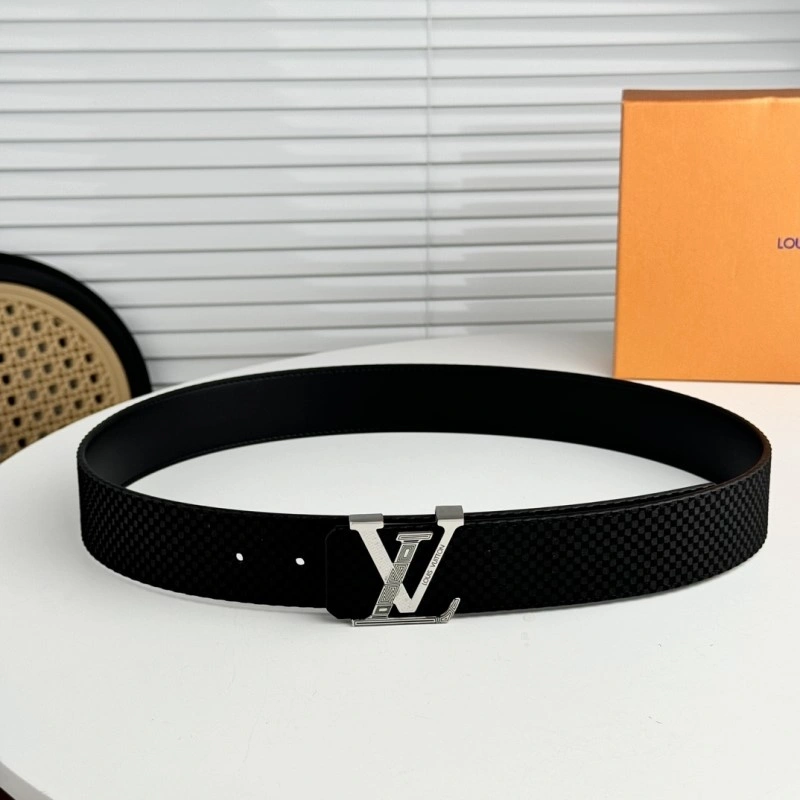 Timeless Louis Vuitton Belts 301634