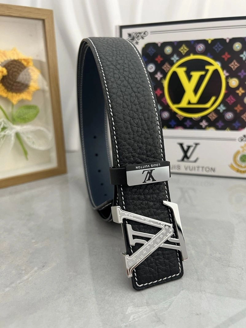 Effortless Louis Vuitton Belts 301553