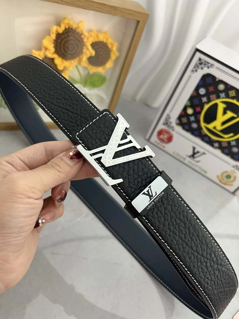 Effortless Louis Vuitton Belts 301553