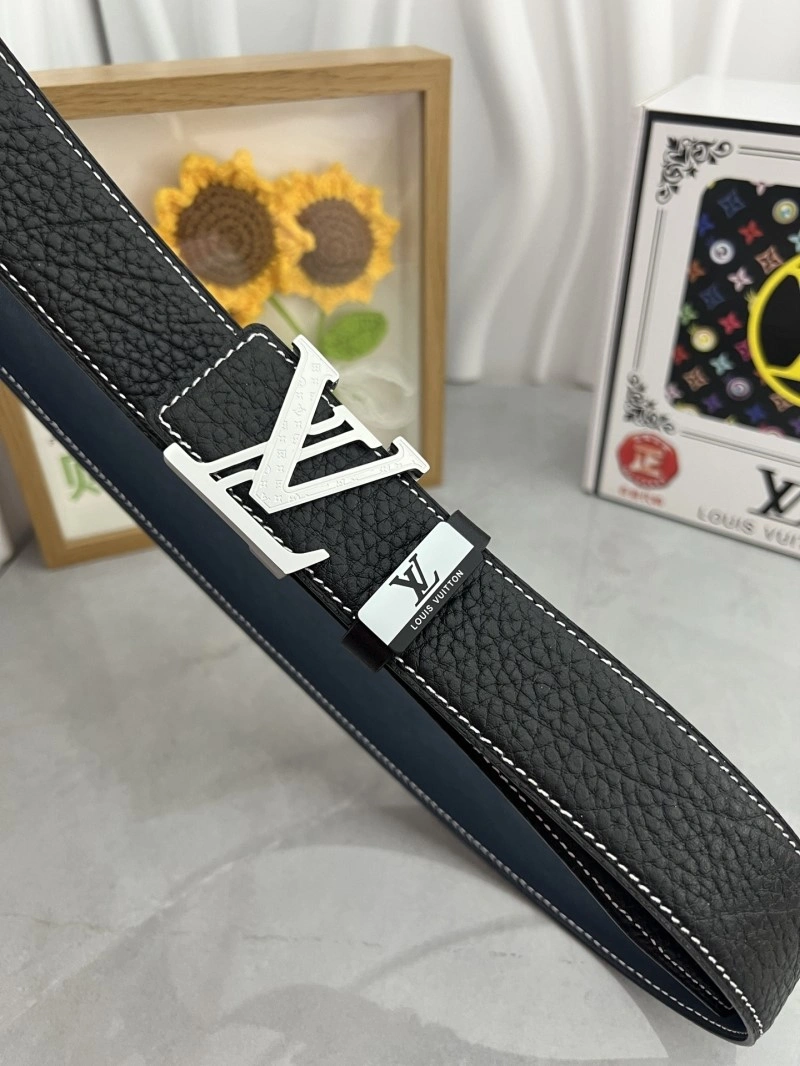 Effortless Louis Vuitton Belts 301553