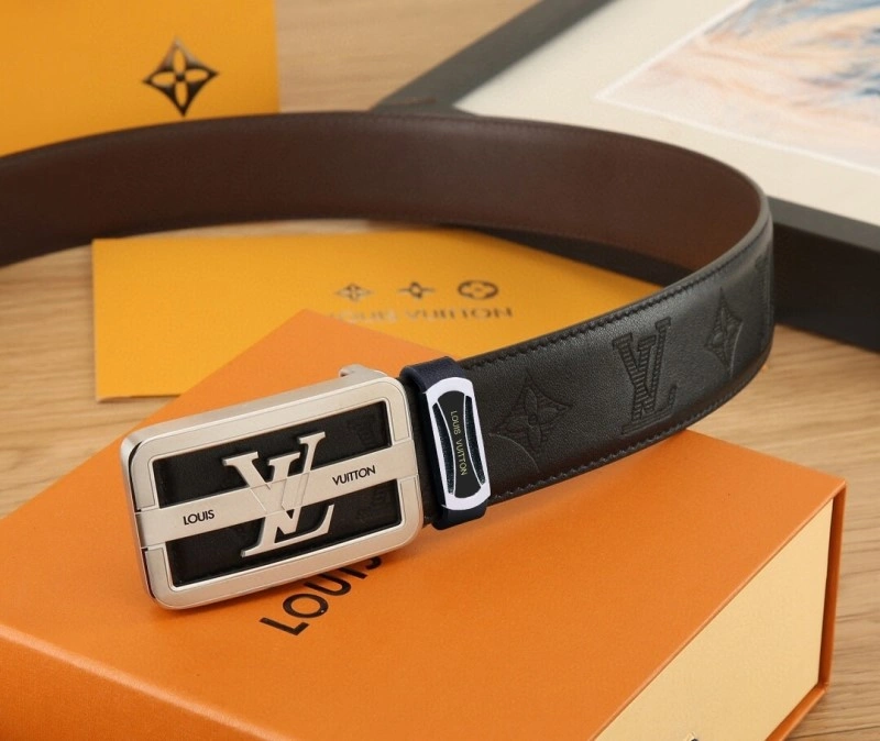 Lightweight Louis Vuitton Belts 301564