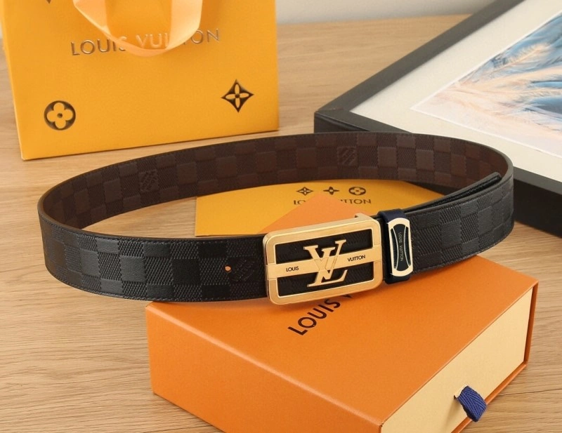 Lightweight Louis Vuitton Belts 301564