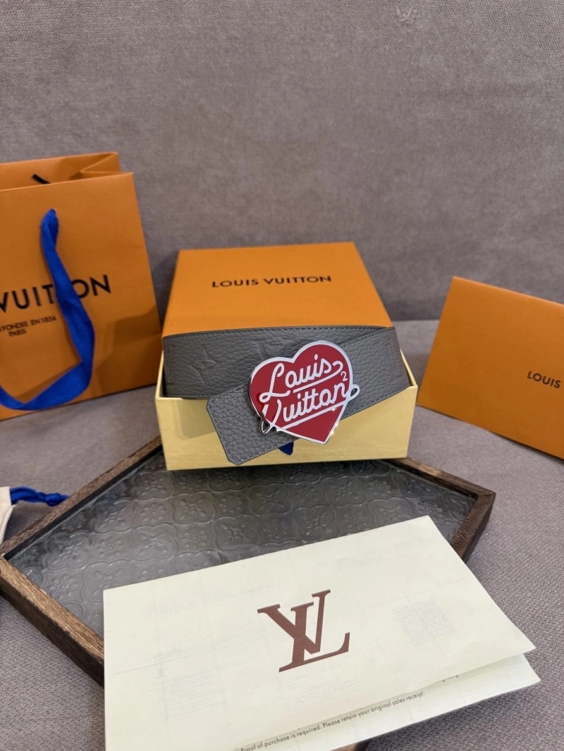 Louis Vuitton Belts Versatile 301548