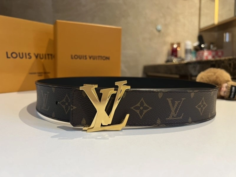 Louis Vuitton Belts TravelReady 301557