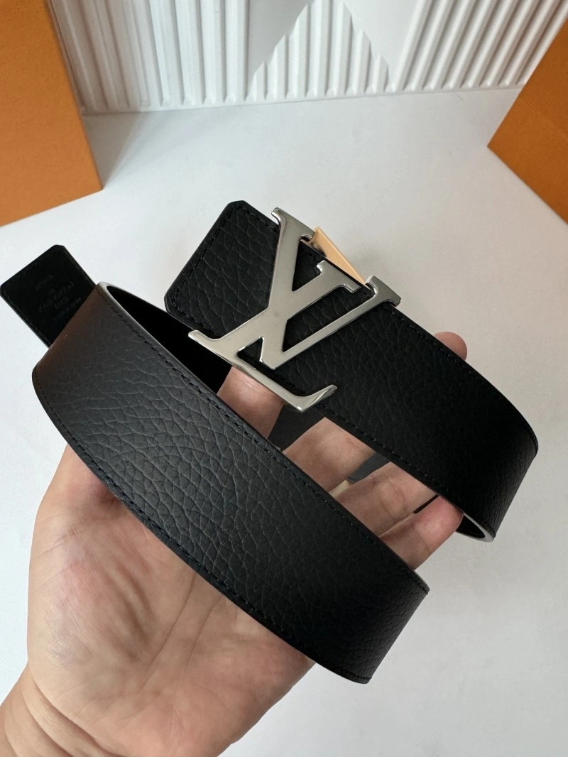 Louis Vuitton Belts Practical 301541