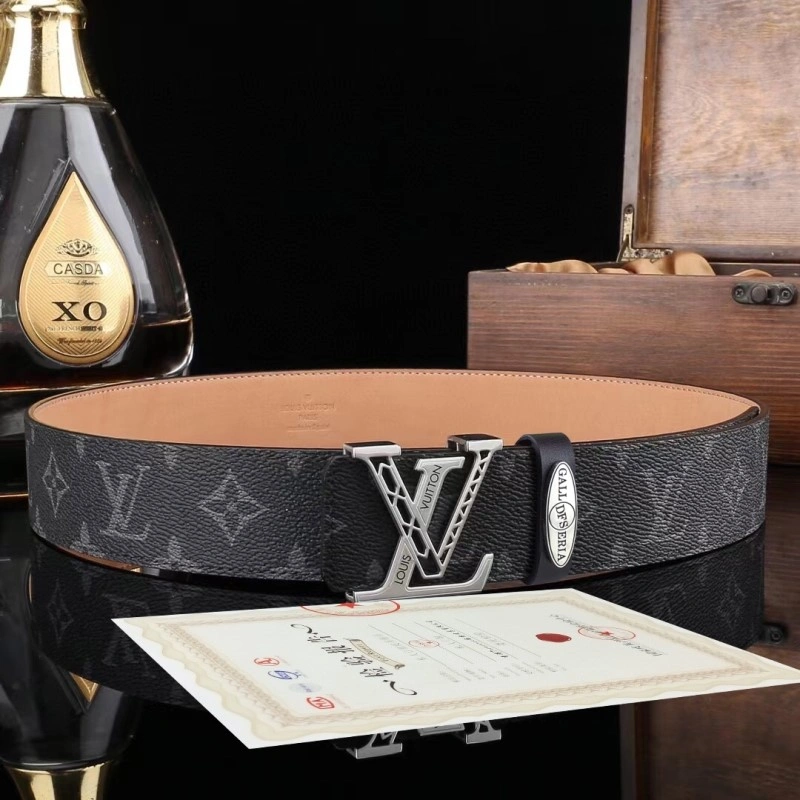 Louis Vuitton Belts Trendsetting 301510