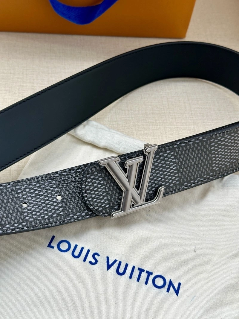 Sophisticated Louis Vuitton Belts 301524