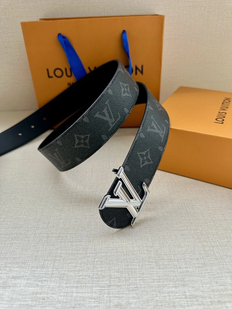 Sophisticated Louis Vuitton Belts 301524