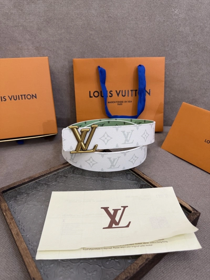 Cozy Louis Vuitton Belts 301521
