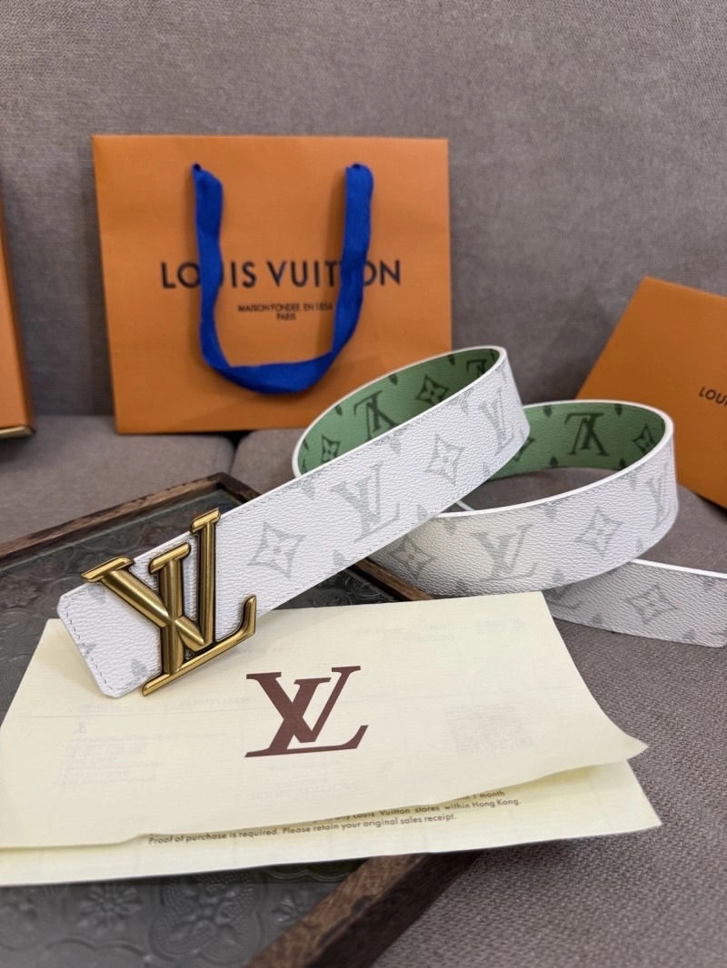 Cozy Louis Vuitton Belts 301521