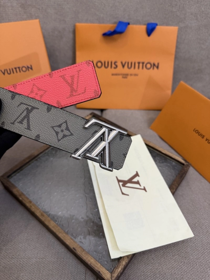 Cozy Louis Vuitton Belts 301506