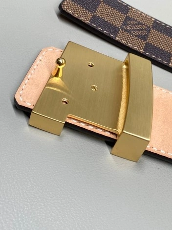 Louis Vuitton Belts Upgraded 301498